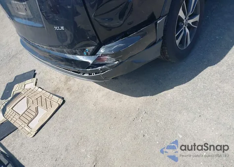 2018 Toyota Rav4 Xle z USA, uszkodzony, nr VIN 2T3WFREV4JW481174